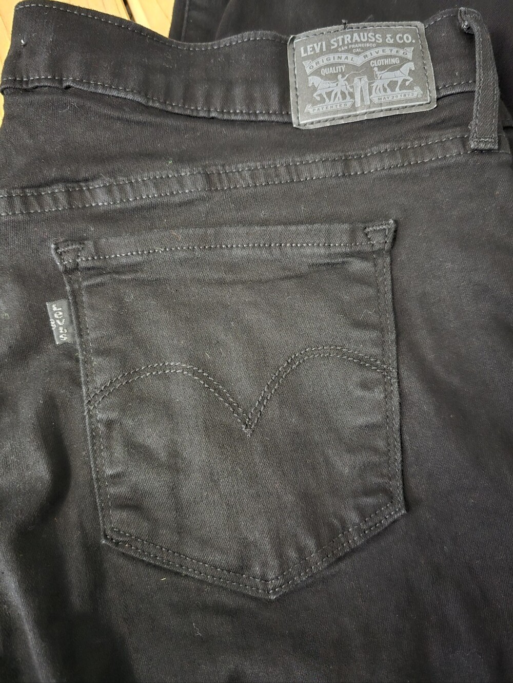 Levi's 314 Shaping Straight Soft Jeans Size W34 L32
